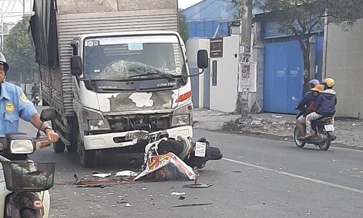 Người đàn ông quốc tịch Mỹ bị xe tải tông chết tại TP.HCM 